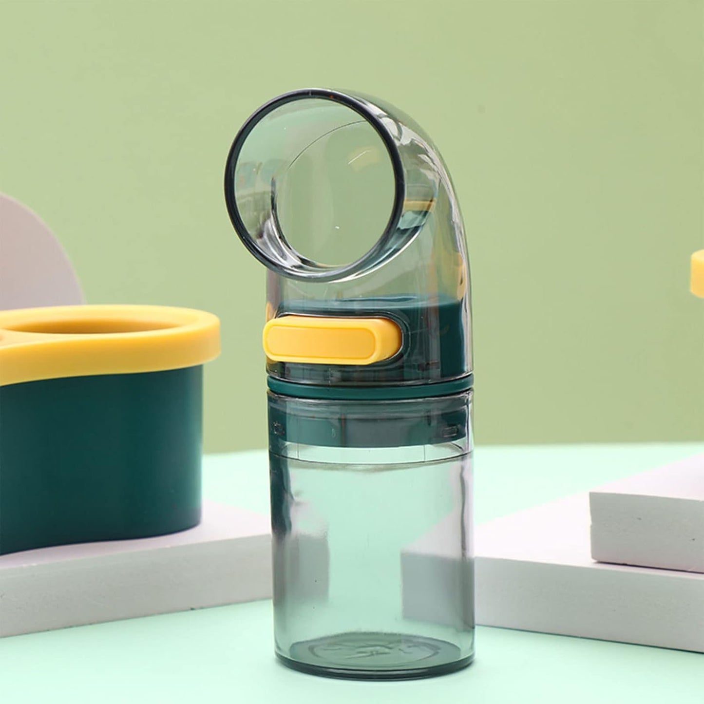 Quantitative Salt Control Bottle