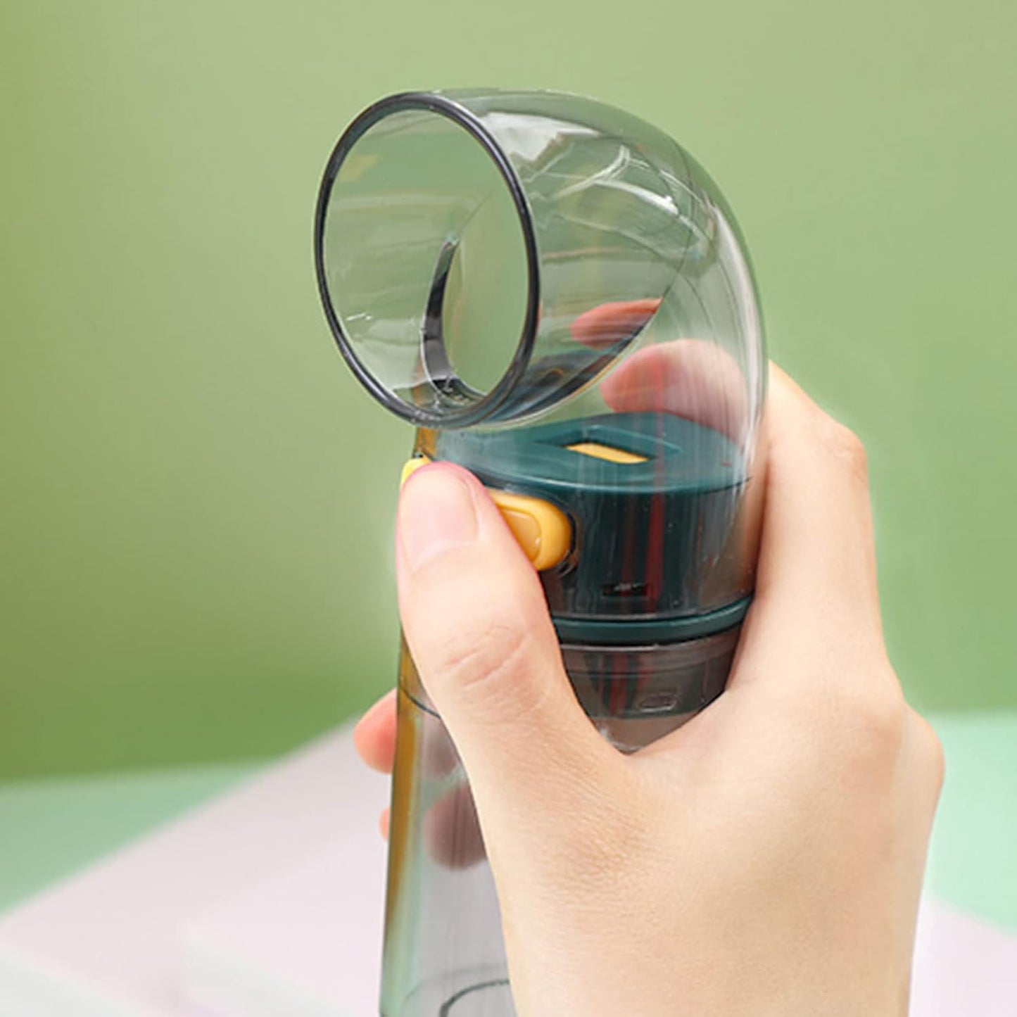 Quantitative Salt Control Bottle