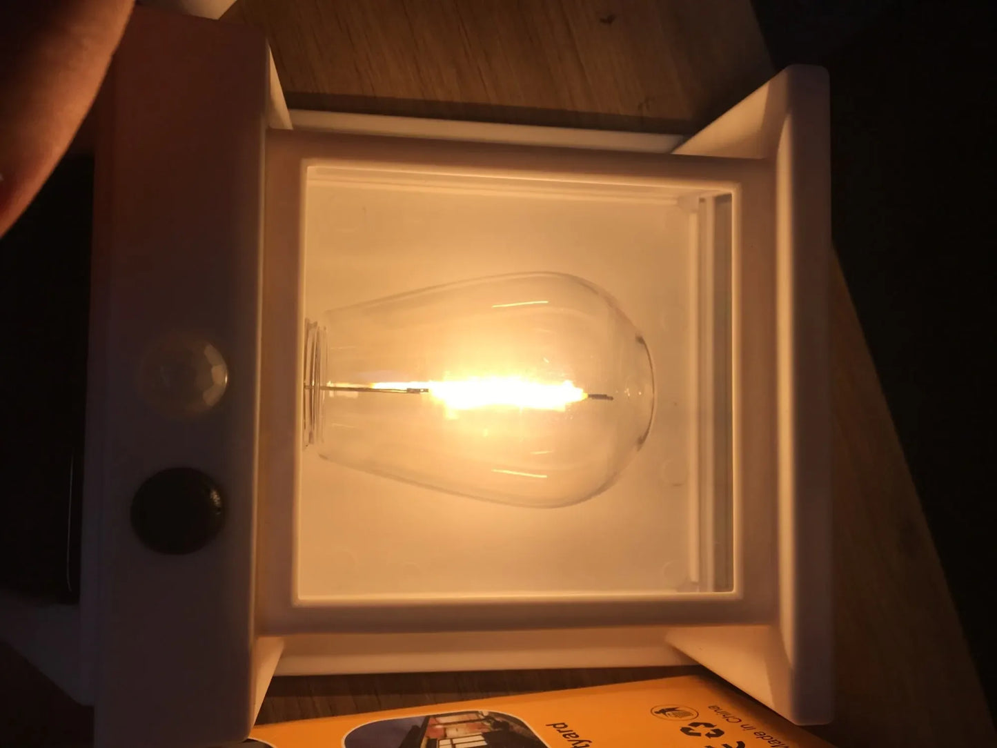 LED Solar Wall Light – Outdoor Tungsten Style Lamp