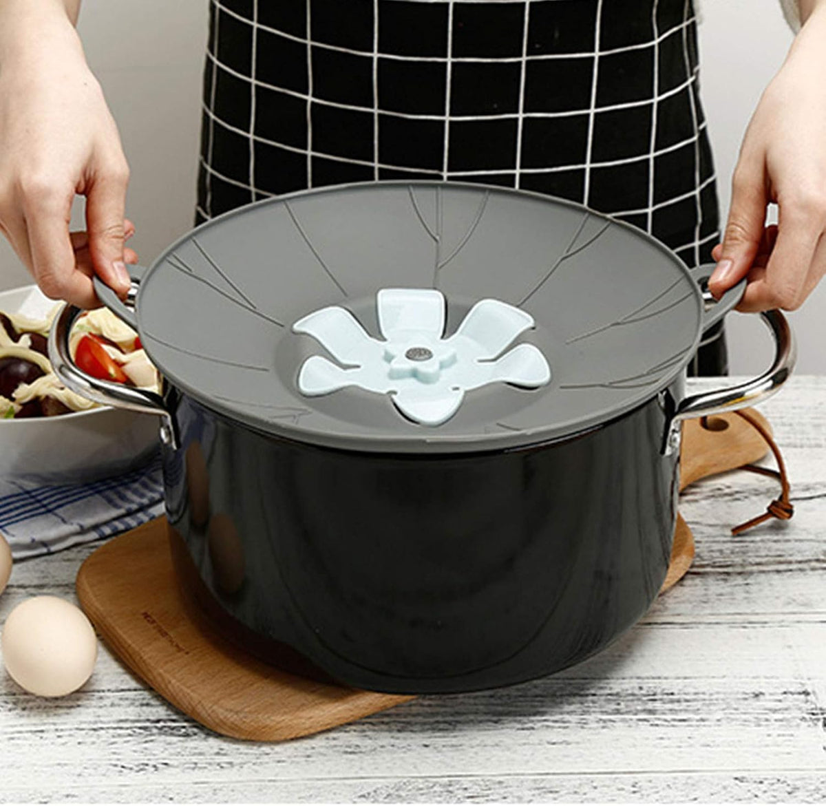 Silicone Anti-Spill Pot Lid – 11.42" 🍲💨✨