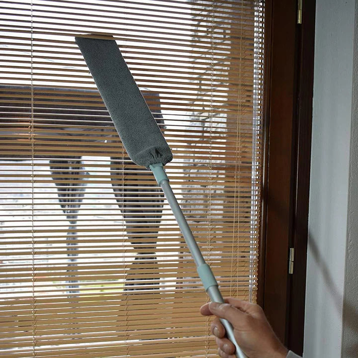Retractable Cleaning Brush